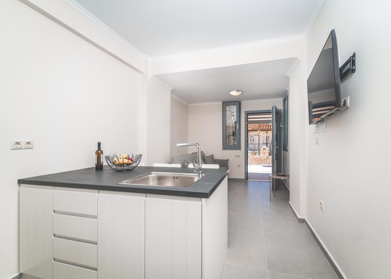 Asteria Apartments Spartokhórion エクステリア 写真